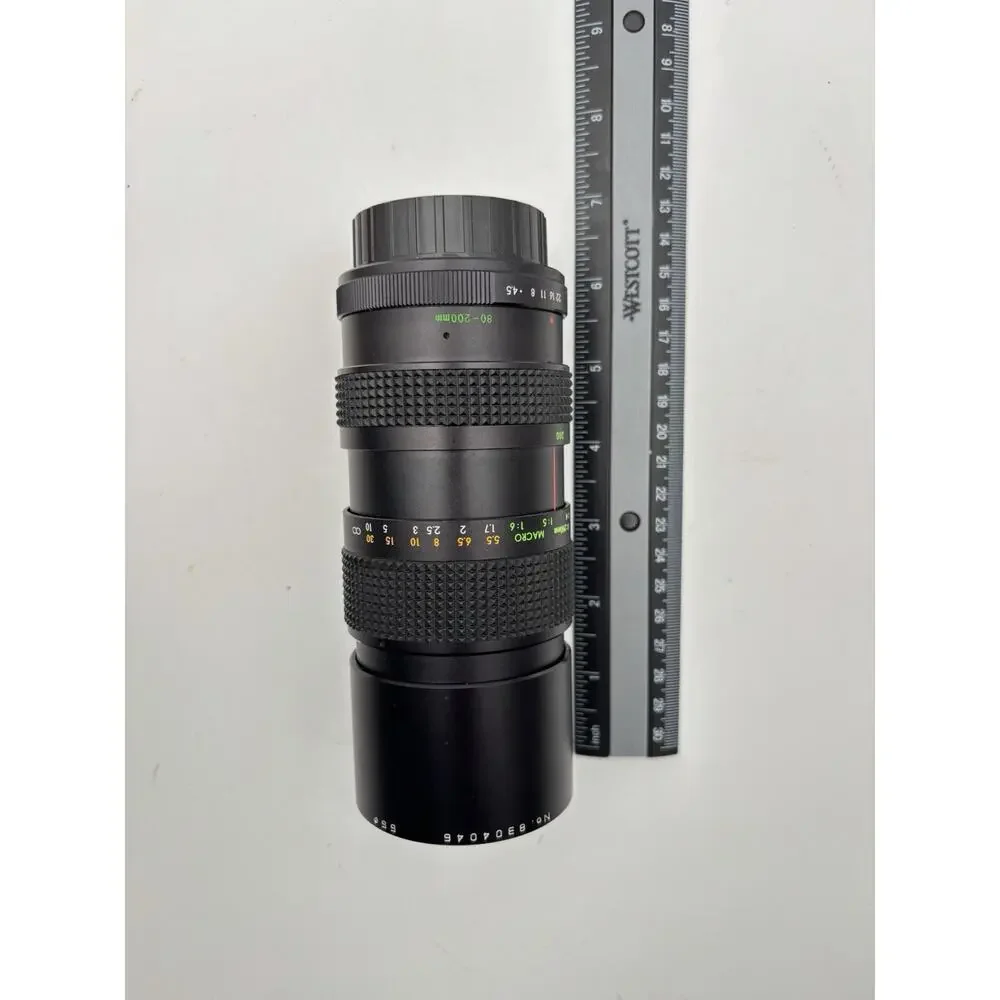 Seikanon # 8304045 80-200mm Telephoto Len. Very Good Condition. Manual Focus.